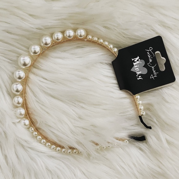 Faux Pearl Beaded Hair Band - Picture 4 of 7